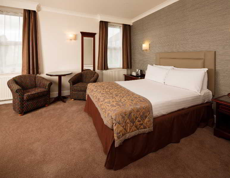 Dragonfly Hotel Питерборо Екстериор снимка